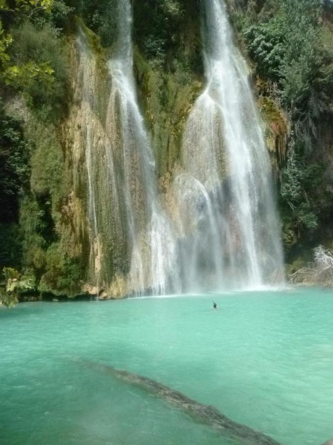 Suite Avec Jardin Entre Aix En Provence, Luberon Et Verdon Peyrolles-en-Provence Eksteriør bilde